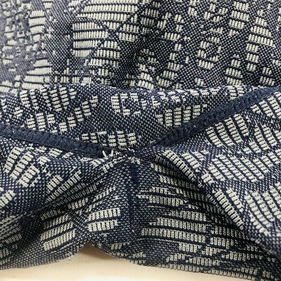 Fabletics Sebastian Seamless Capri Legging Gray - Picture 7 of 10